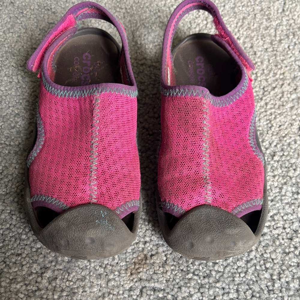 CROCS Kids Pink and Gray Mesh Water Shoes